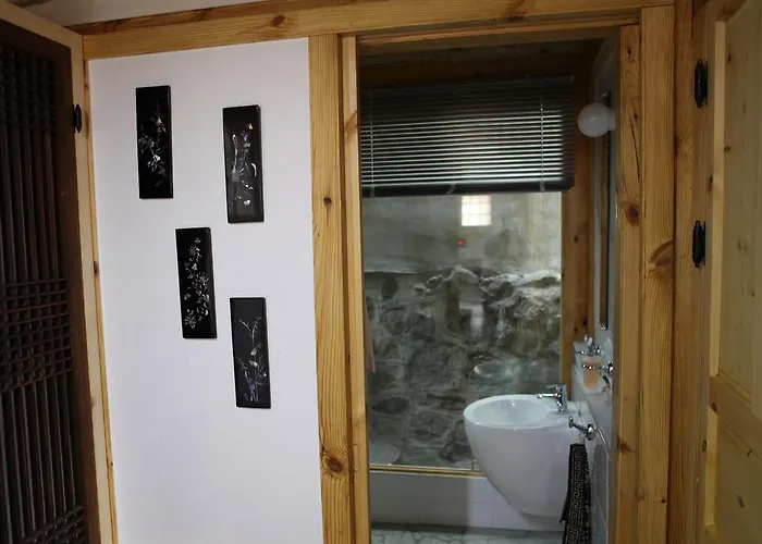 Boutique Hanok Domus Suae